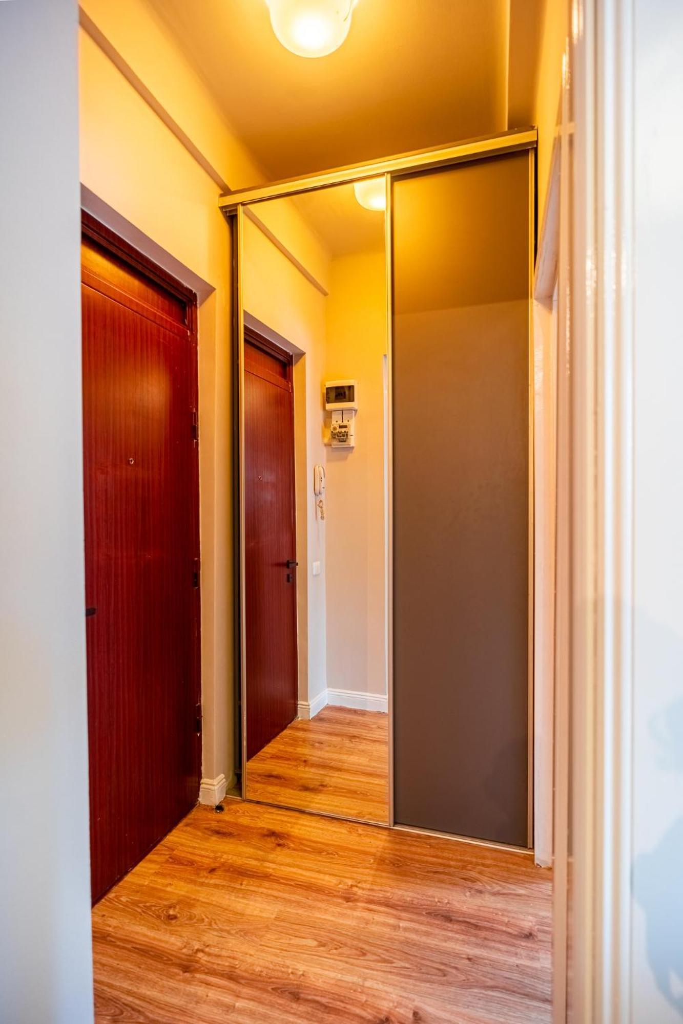 Cozy Apartments Near Calea Victoriei Boekarest Buitenkant foto