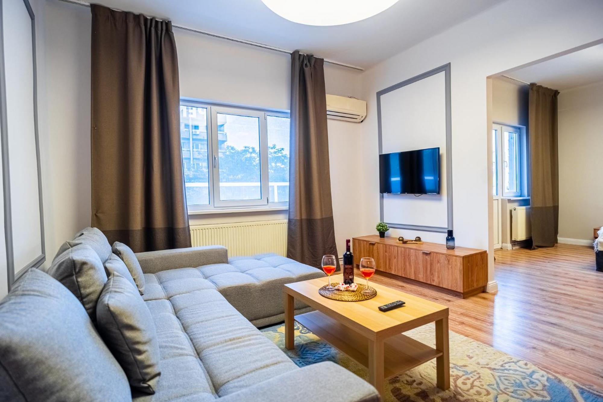 Cozy Apartments Near Calea Victoriei Boekarest Buitenkant foto